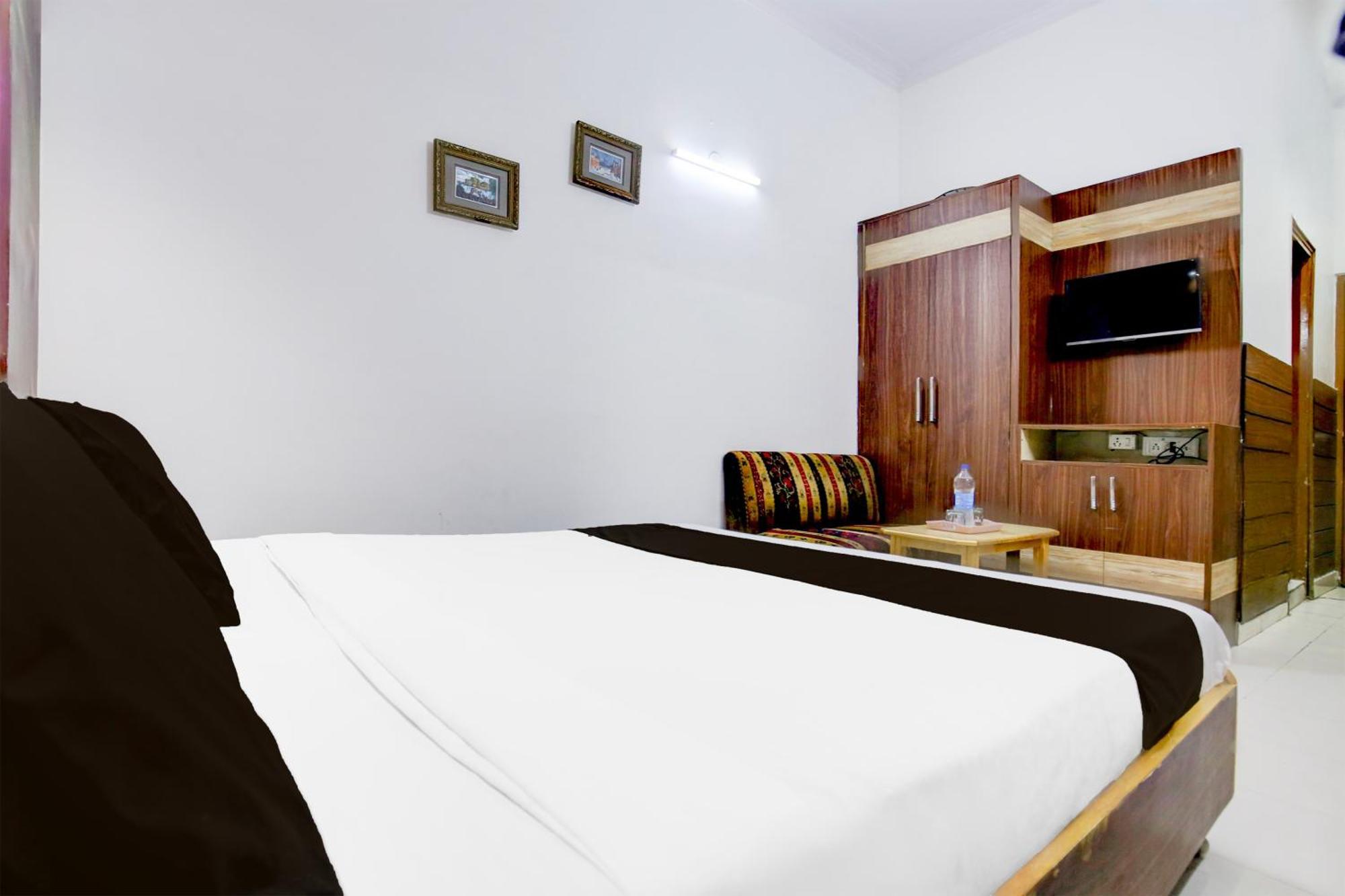 Hotel O Aaditya Heights Amritsar